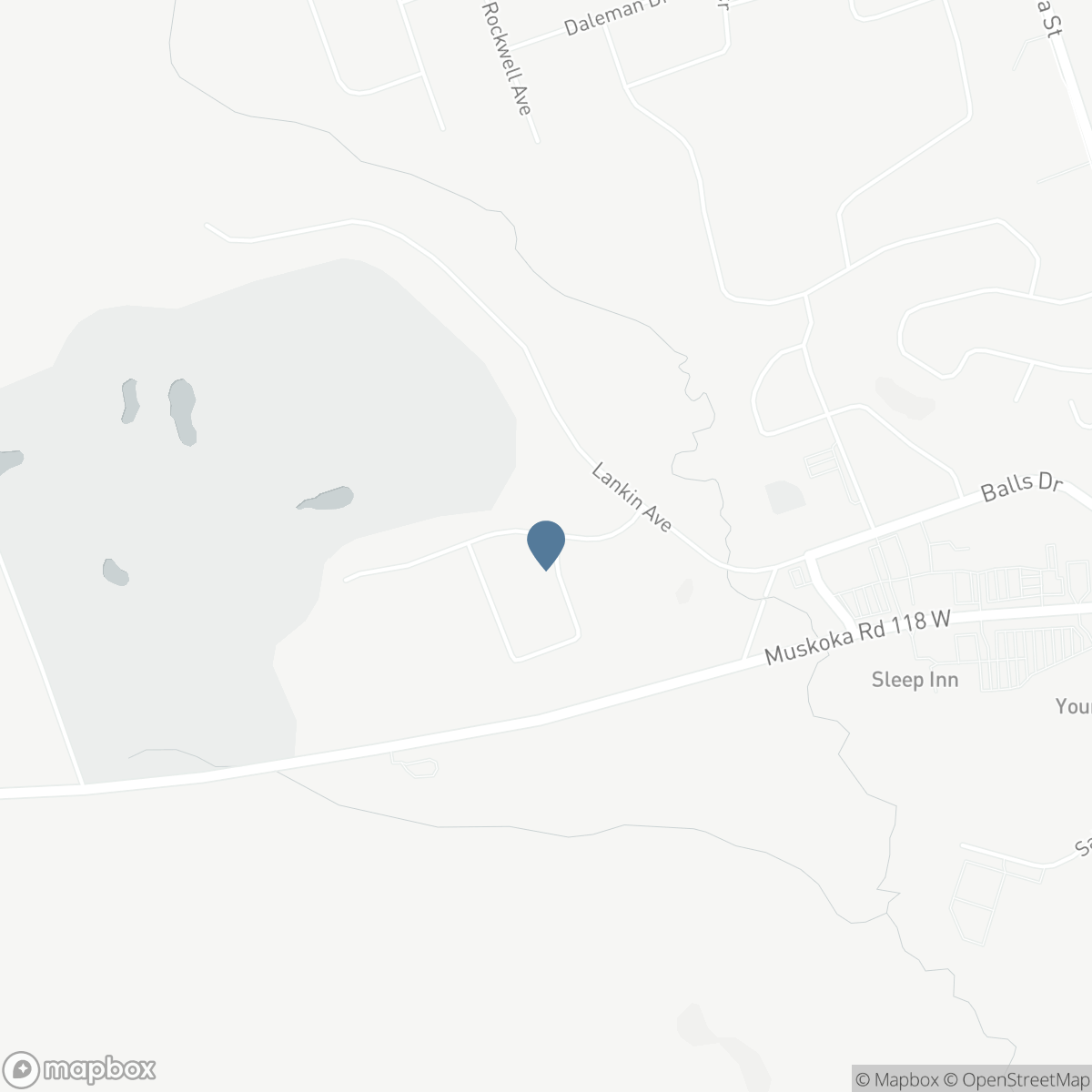15 LANKIN AVENUE, Bracebridge, Ontario P1L 1Y4